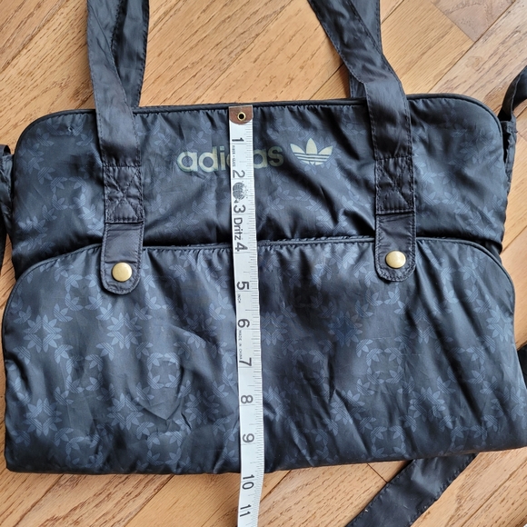 Adidas Foldable Packable Tote Crossbody Handbags for Feet - Picture 15 of 15